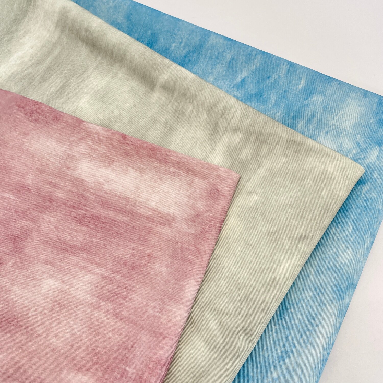 Tessuto Tie-Dye Sfumato Rosa G - Sewing Tie Dye recensione e prezzo