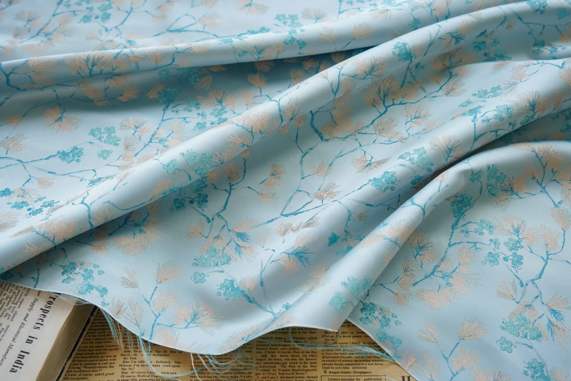 Tessuto jacquard classico in s - Sewing Vest recensione e prezzo